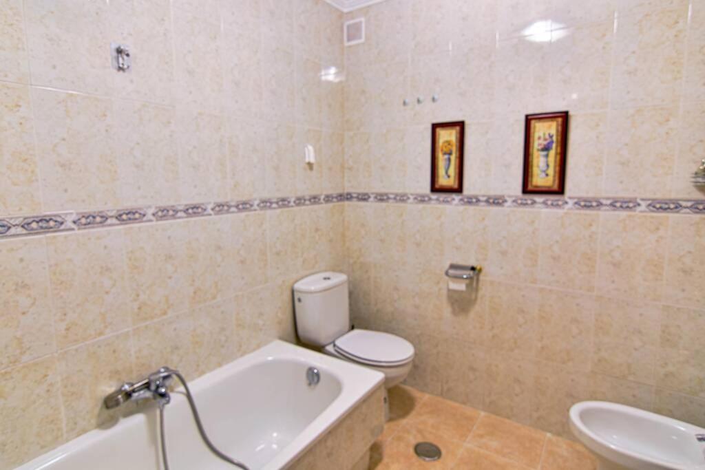 Nuevo - Comodo Y Coqueto Chalet Con Jardin En Argoños Екстериор снимка